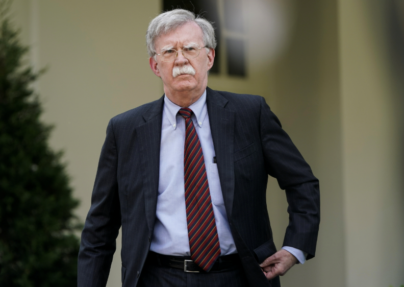 جان بولتون: رییس‌جمهوری آمریکا باید هر چه زودتر در مورد جمهوری اسلامی تصمیم‌گیری کند