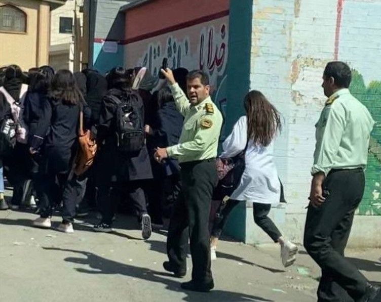 Some Politicians Slam Iran's Hardliners For Threatening Protesters