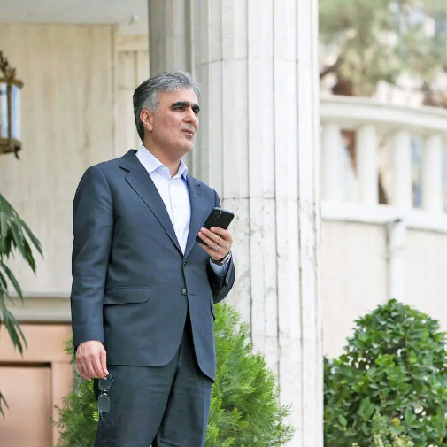 معاون اطلاعرسانی پزشکیان: رییسکل بانک مرکزی استعفا داده و ممکن است پزشکیان موافقت کند