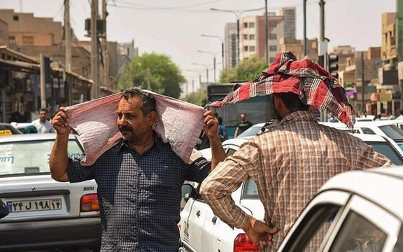 تعطیلی در ۲۸ استان ایران؛ کمبود برق و آب در گرمای بیسابقه کشور را فلج کرده است