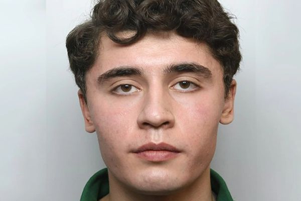 Man charged with aiding UK prison break of alleged spy for Iran