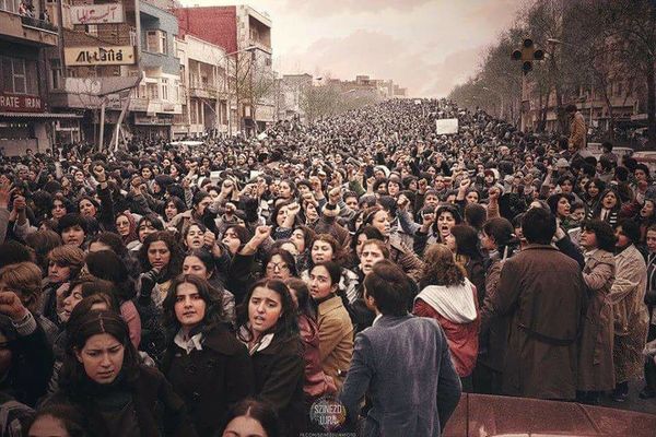 Iranian dissident alleges Pezeshkian's violent hijab enforcement in 1979
