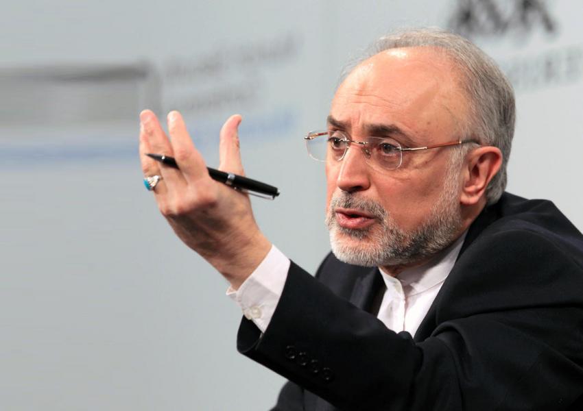 وزير خارجية إيران الأسبق يدعو سلطات بلاده إلى "مفاوضات شاملة" بين طهران وواشنطن