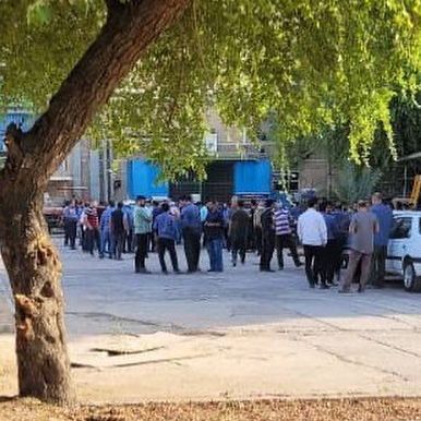 تداوم اعتصاب کارگران پیمانی پالایشگاهها و تجمع کارکنان شرکت نیشکر هفتتپه در روز سهشنبه