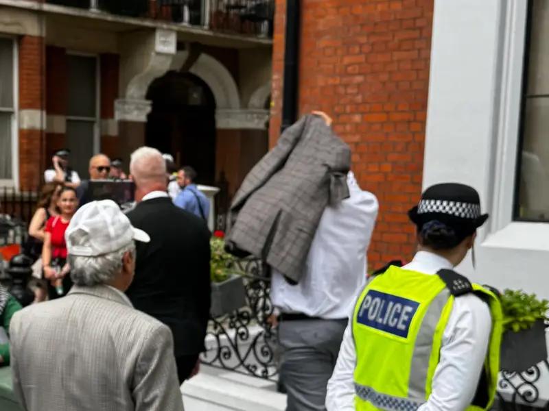 Iran threatens legal action against those opposing voting abroad