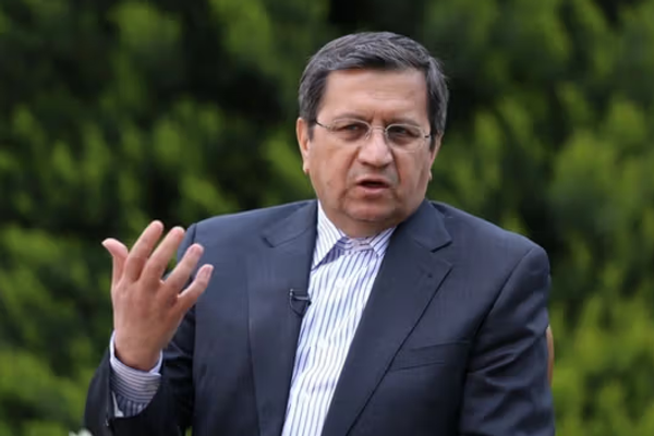 نائب بزشكيان يعلن تعيين عبد الناصر همتي محافظاً للبنك المركزي الإيراني