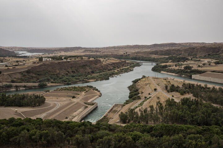 Drought forces Iran to halt power generation at major dam