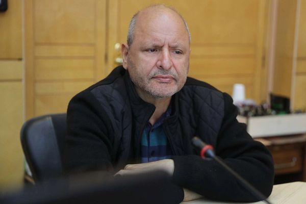 برلماني إيراني: جميع أعضاء البرلمان يتمتعون بـ "إنترنت غير مُفلتر"