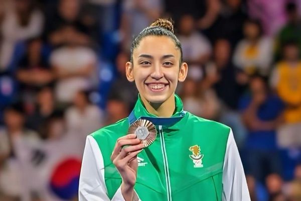 کیمیا علیزاده: همه آمدند، ایران آمد، دم ایران و ایرانی گرم