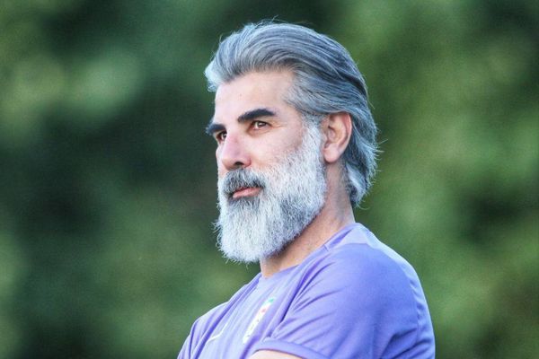 همراهی داود فنایی با اعتراضات سراسری: نمىشود به مردم بگوييد برويد سرتان را بگذاريد بميريد