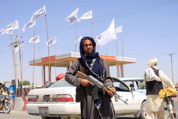 IRGC-Affiliated Iranian Newspaper Praises Taliban Rule