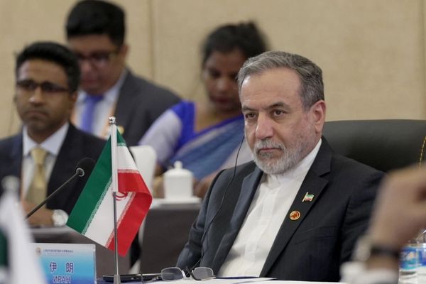 وزير الخارجية الإيراني: لا أعلم مصير اليورانيوم المُخصب.. ولا اتفاق مع شرط "التخصيب صفر"