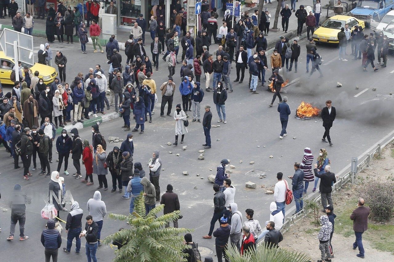 Iran’s protest chants: From reformist appeals to calls for monarchy