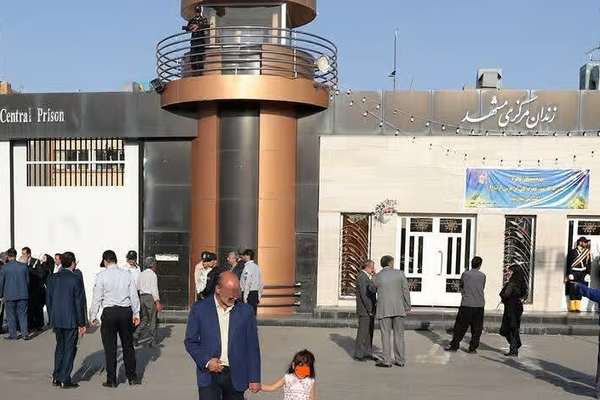 تکتم رمضانی در پی تعلل در رسیدگی پزشکی در زندان وکیلآباد مشهد جان باخت