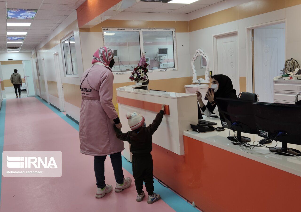 متخصص زنان: فشار مالی باعث مراجعه دیرهنگام زنان و پیشرفت بیماری می‌شود