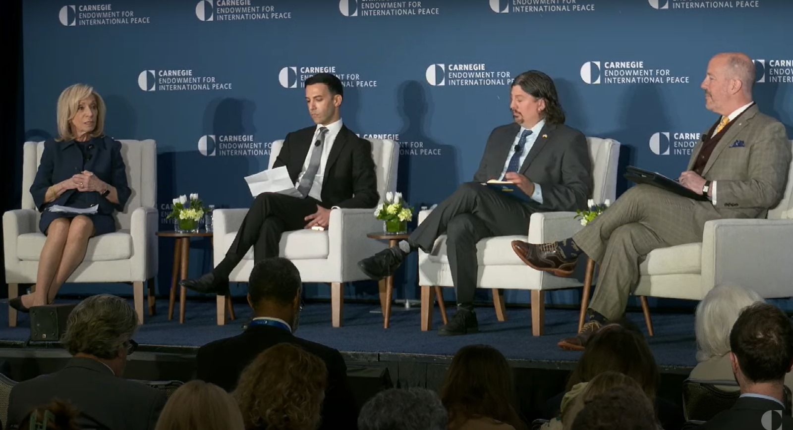 گفت‌وگوها با تهران در آستانه نقطه عطف؛ هشدار مذاکره‌کنندگان پیشین آمریکا