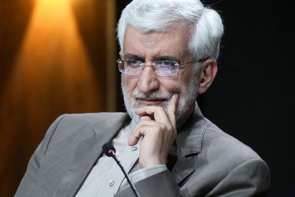 جليلي في مراسم دفن علي خامنئي: الثأر لدمه واجب يقع على عاتق المسؤولين
