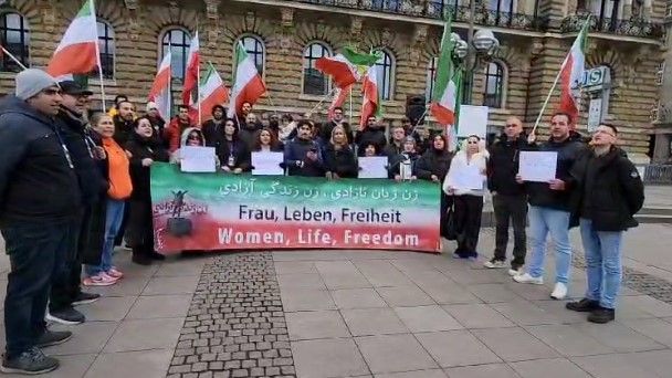 گرامیداشت روز جهانی زنان با راهپیمایی‌های جهانی و پیام‌های فعالان مدنی