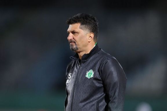 کنایه حسینی به سپاهان و بنیدر: همسطح نیستیم، آنها با بیتالمال بازیکن مسئلهدار میآورند