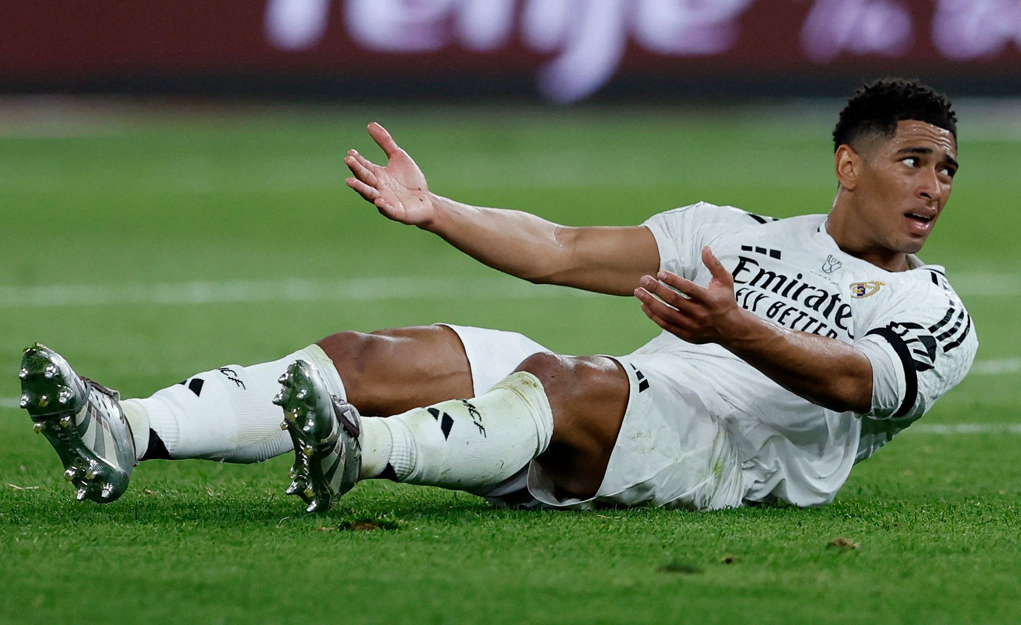 ۶ جلسه محرومیت برای رودیگر مصدوم؛ کارت قرمز بلینگام در ال‌کلاسیکو بخشیده شد