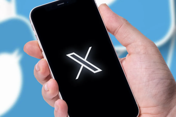 ایکس با وجود تحریمهای آمریکا به مقامهای ایرانی خدمات پریمیوم فروخته است