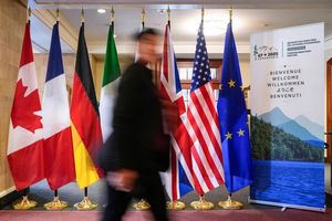 G7 blames Iran for renewed sanctions, urges immediate US talks