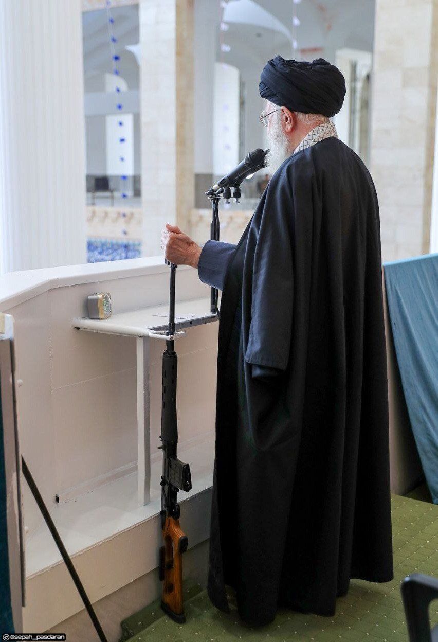 وزیر خارجه پیشین ایران: خروج از ان‌پی‌تی فقط در حیطه اختیارات خامنه‌ای است