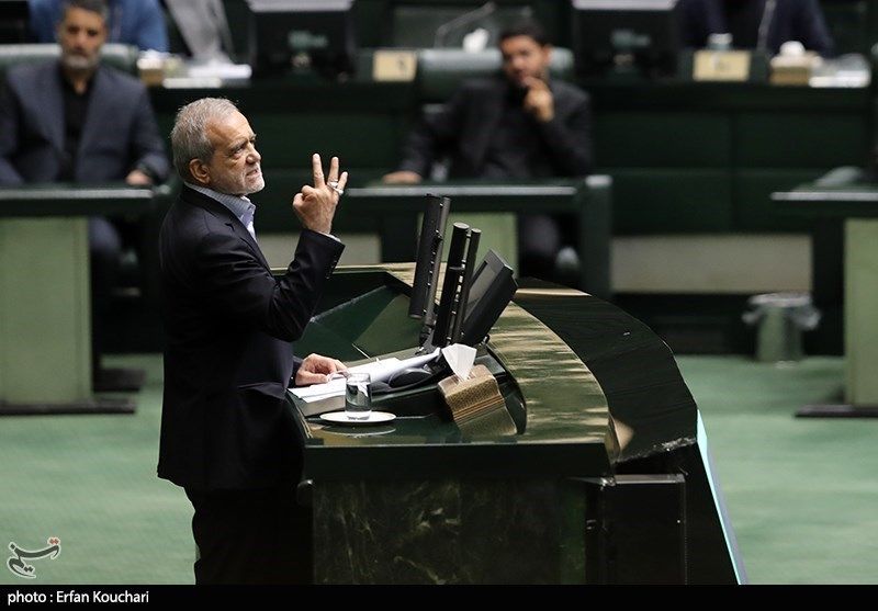 انتقادها از کابینه پزشکیان در مجلس: «دولت اشتراکی» است نه کابینه وفاق ملی