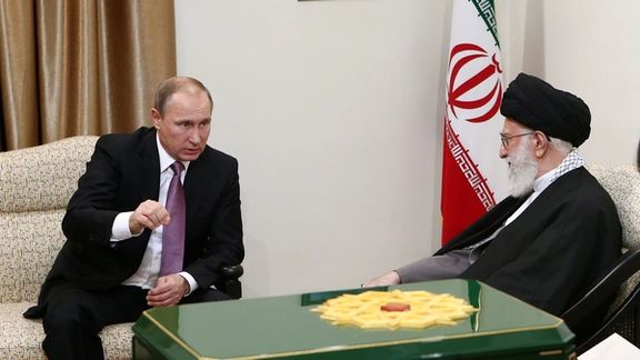 Putin and Khamenei meeting in November 2015 in Tehran