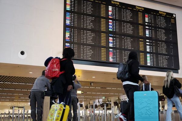 اداره هوانوردی آمریکا عملکرد شرکتهای هواپیمایی در دوره تعطیلی دولت فدرال را بررسی میکند