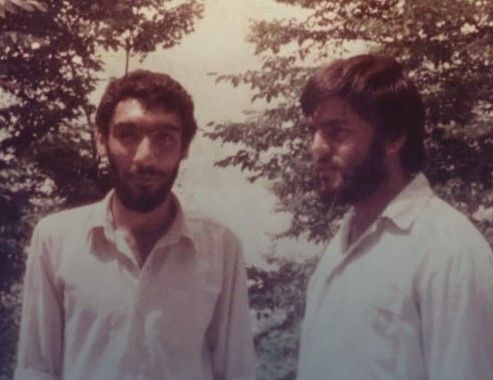 جواد علی‌اکبریان (سمت راست) و مصطفی پورمحمدی (سمت چپ)