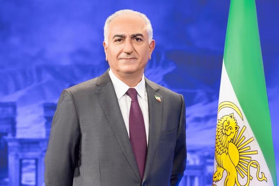 ولي عهد إيران السابق: أجهزة الدعاية الكاذبة للنظام وقطع الاتصالات أهداف مشروعة