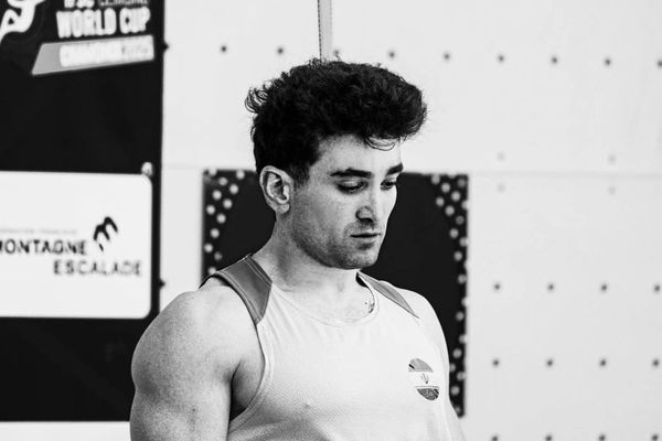 رضا علیپور درباره توهین صداوسیما به جاویدنامان انقلاب ملی: با خون جوان مردم شوخی میکنی؟