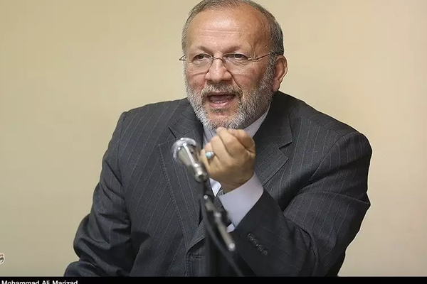 منوچهر متکی، نماینده تهران: برای خروج از انپیتی دست به ماشه هستیم