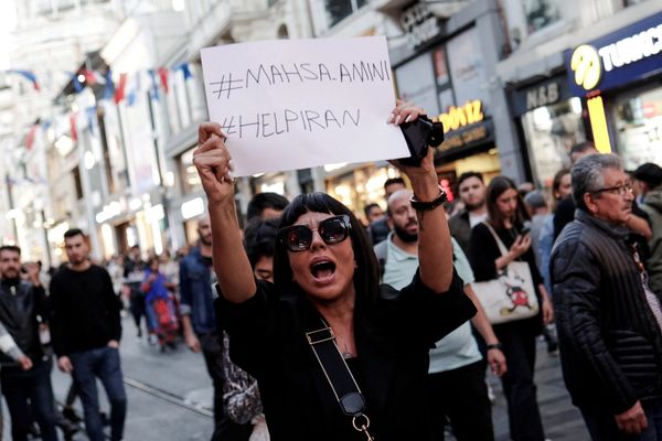 Hackers Reveal Secret Documents About Iranian Protests, Purges