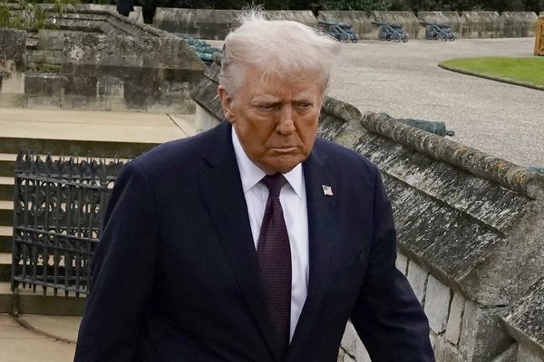 ترامپ: انتیفا را سازمان تروریستی اعلام میکنم