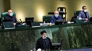 Newspaper Linked To Iran’s IRGC Slams Raisi’s Economic Record