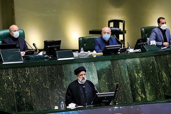 Ebrahim Raisi presenting his cabinet to parliament on August 21, 2022