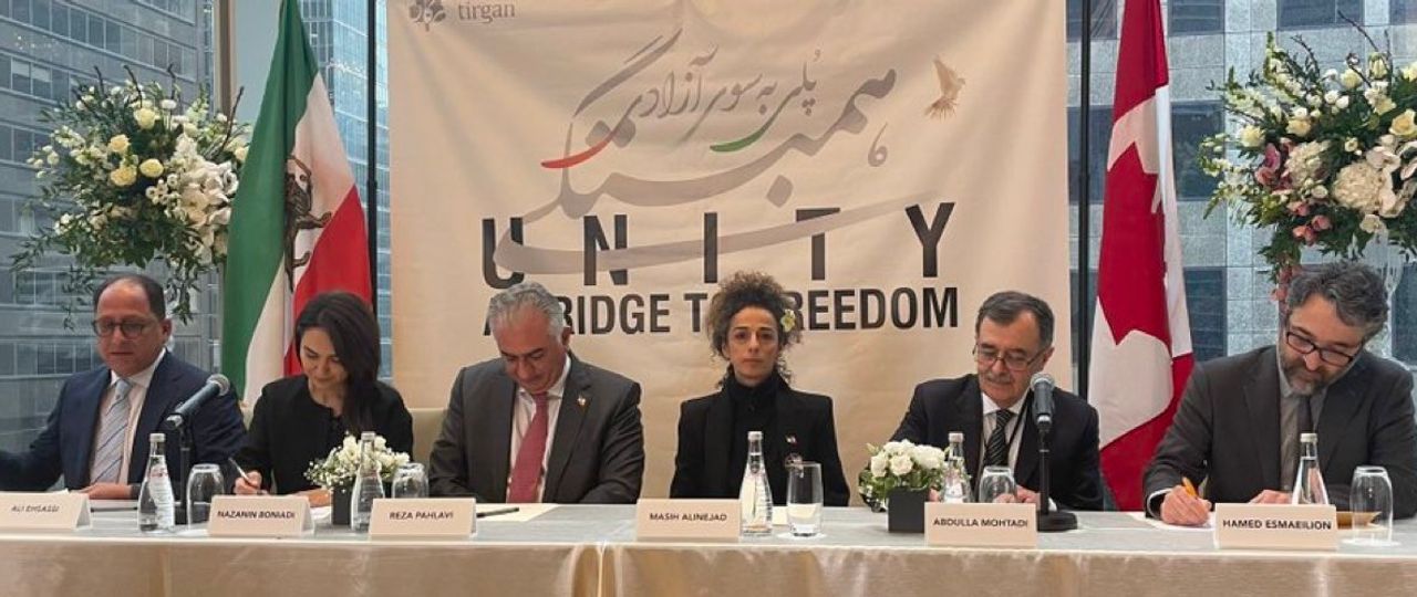 Federalism vs Centralism, Bone Of Contention Among Iran Activists