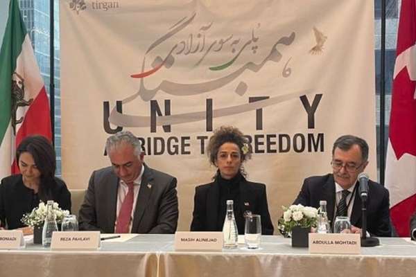 Federalism vs Centralism, Bone Of Contention Among Iran Activists