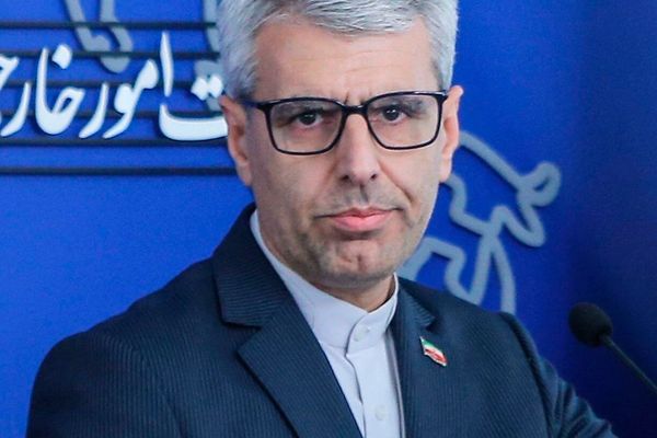 "الخارجية" الإيرانية: الإجراء الأسترالي بطرد السفير الإيراني "عداء للدبلوماسية"