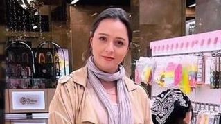 وکیل ترانه علیدوستی: موکلم امکان خرید بلیت هواپیما با کد ملی را ندارد