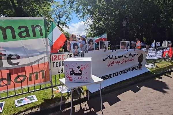 Iranian Diaspora Stage Boycott Protest on Election Day