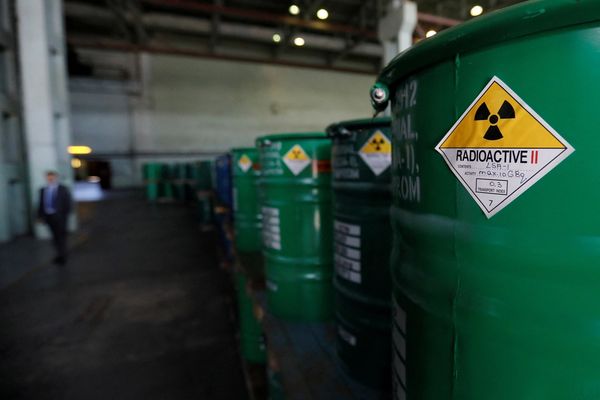 Iran to build yellowcake plant amid concerns over its atomic plans