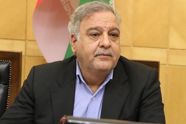 نماینده مجلس: شاید سیگنالی درباره براندازی به واسطهها رسیده که پول نفت را برنگردانند