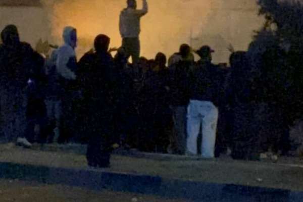 پیام مخاطب از شیراز: تکتیراندازها از بالای ساختمانها به کودکان معترض شلیک کردند