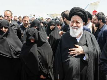 نماینده خامنهای در خراسان رضوی: «پروژه زن، زندگی، آزادی» برای مقابله با زنان انقلابی بود