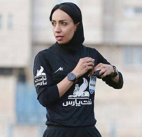 اختصاصی؛ مهسا قربانی، داور بین‌المللی فوتبال به‌دلیل فشارهای امنیتی ایران را ترک کرد