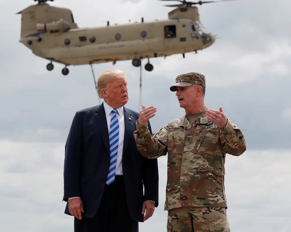 استطلاع رأي: 60 % من الأميركيين يؤيدون قرار ترامب بمهاجمة إيران