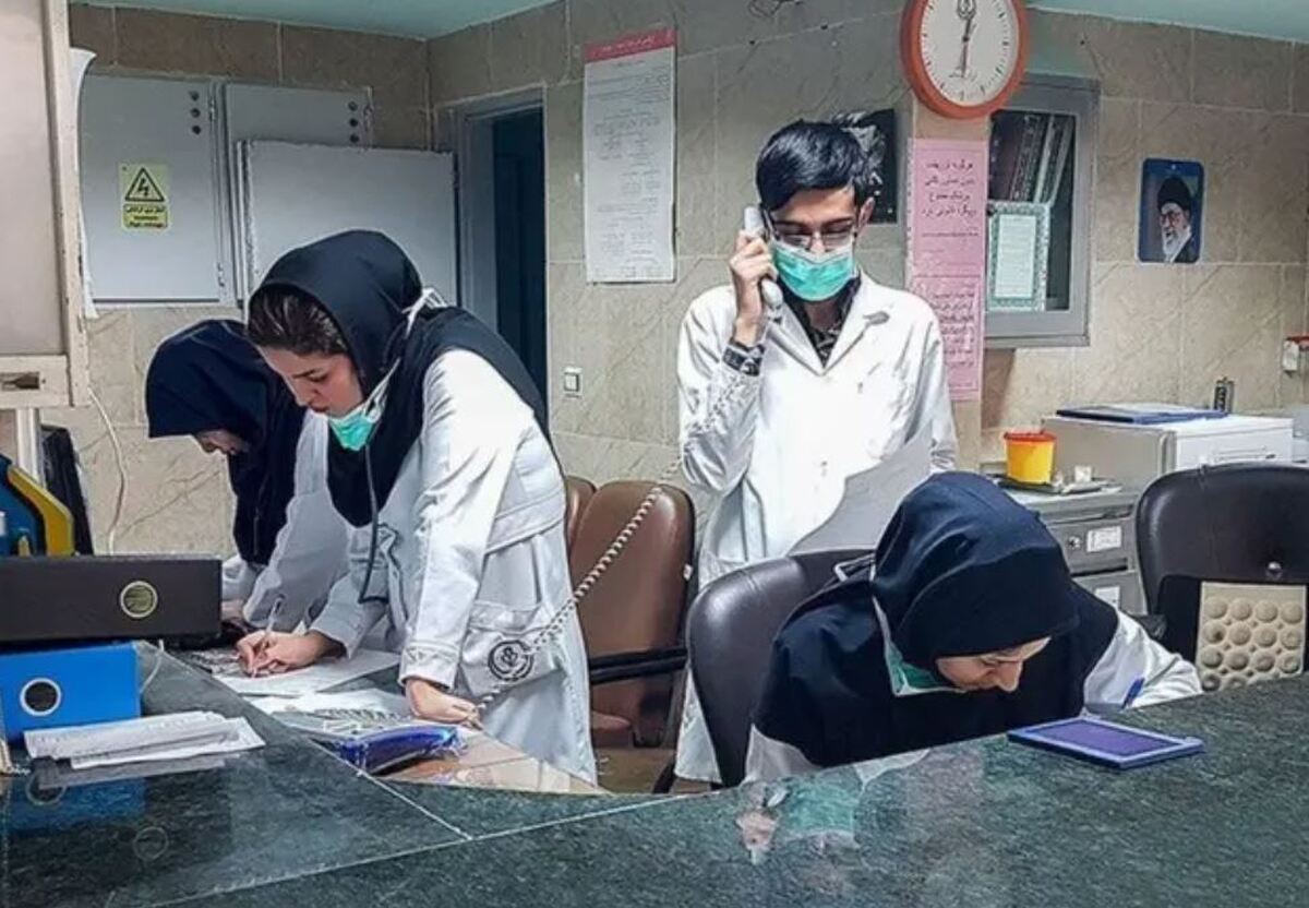 Nursing chief warns staff shortages delay hospital openings in Tehran